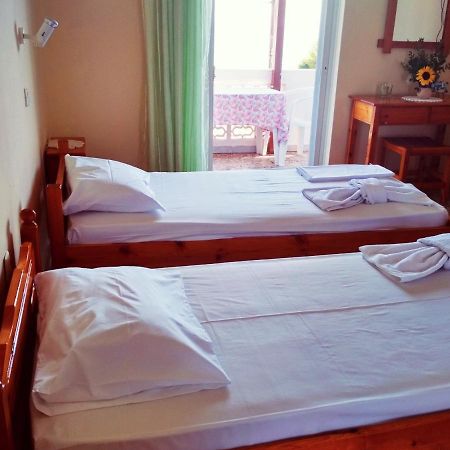 Billy'S Amoudi Apartments Ngoại thất bức ảnh