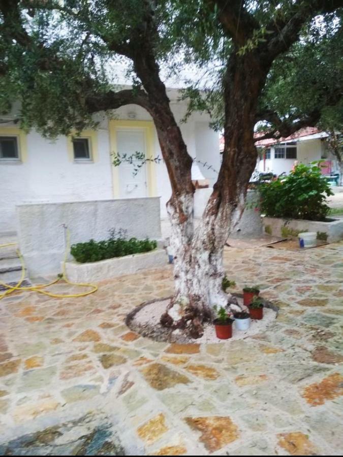 Billy'S Amoudi Apartments Ngoại thất bức ảnh