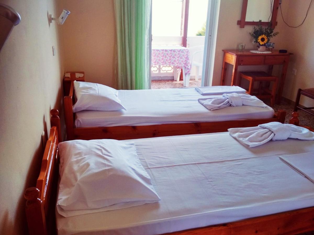 Billy'S Amoudi Apartments Ngoại thất bức ảnh
